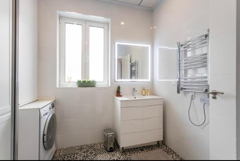 Lovely Barrio Apartment Аликанте Екстериор снимка